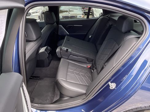 Certified 2025 BMW i5 xDrive40 w/ M Sport Package AWD/4WD image 27