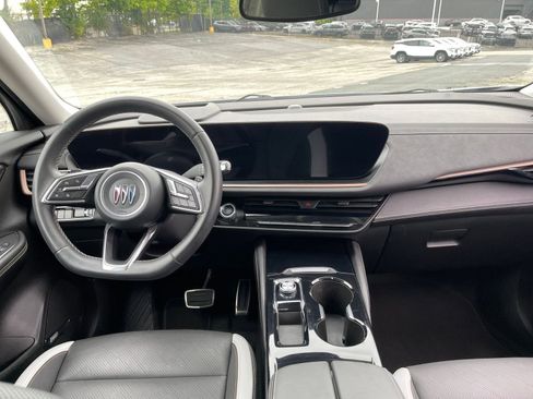 Used 2024 Buick Envision Sport Touring image 33