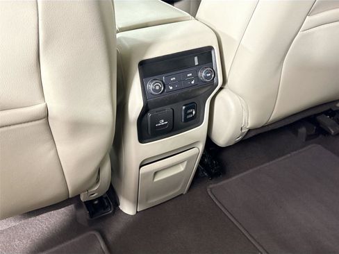 Used 2018 GMC Acadia Denali w/ Technology Package image 39