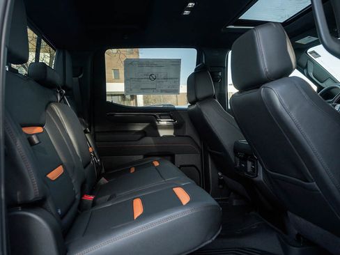 New 2026 GMC Sierra 1500 AT4 w/ Technology Package image 11