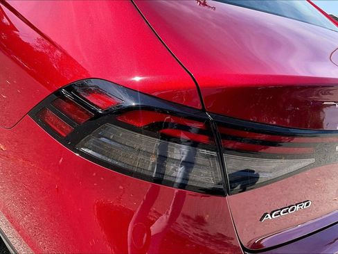 Used 2024 Honda Accord EX image 40