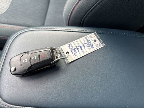 Used 2023 Ford Maverick XLT w/ Equipment Group 300A Standard image 27