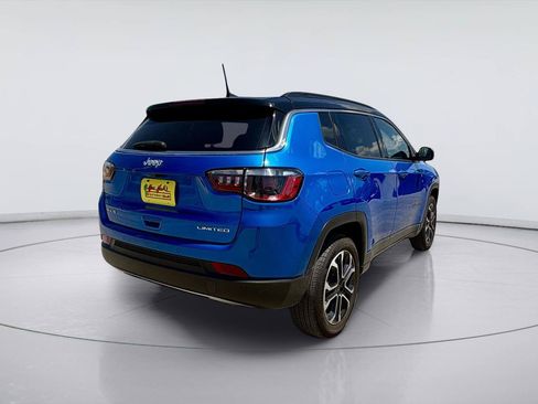 Used 2023 Jeep Compass Limited AWD/4WD image 6