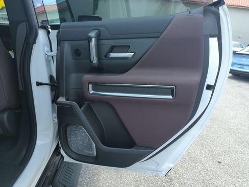 New 2026 GMC Hummer EV SUV AWD/4WD image 29