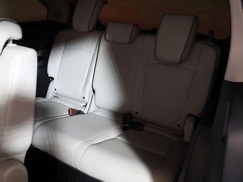 Used 2022 Honda Odyssey Elite image 14