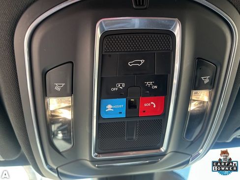 Used 2024 Jeep Wagoneer Series II w/ Flexible Seating Group RWD image 27