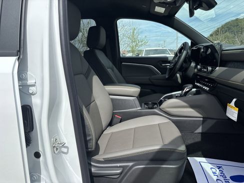 New 2026 Chevrolet Colorado ZR2 w/ Technology Package AWD/4WD image 26