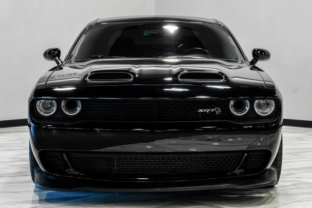 Used 2020 Dodge Challenger SRT Hellcat w/ Plus Package RWD image 8