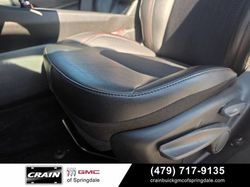 Used 2025 Jeep Compass Trailhawk AWD/4WD image 23