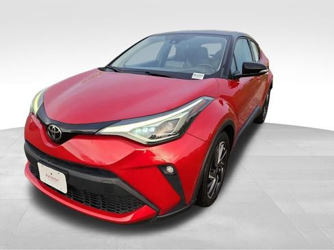 Used 2020 Toyota C-HR Limited image 1