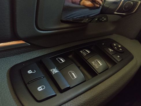 Used 2018 RAM 1500 Big Horn image 27