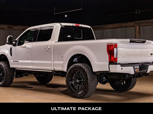 Used 2019 Ford F250 Platinum w/ Platinum Ultimate Package image 6