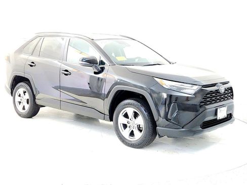 Used 2023 Toyota RAV4 XLE image 7