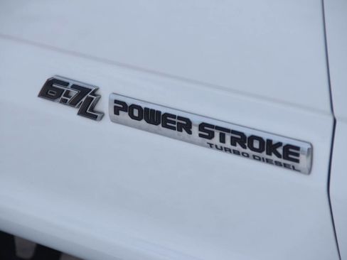 Used 2022 Ford F350 XLT image 4