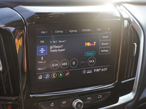 Used 2021 Chevrolet Traverse Premier w/ Redline Edition AWD/4WD image 25