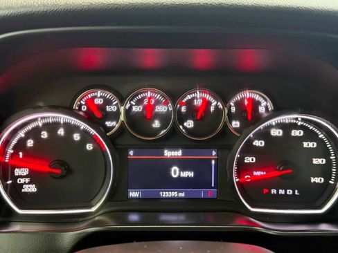 Used 2019 Chevrolet Silverado 1500 LT w/ All-Star Edition RWD image 13