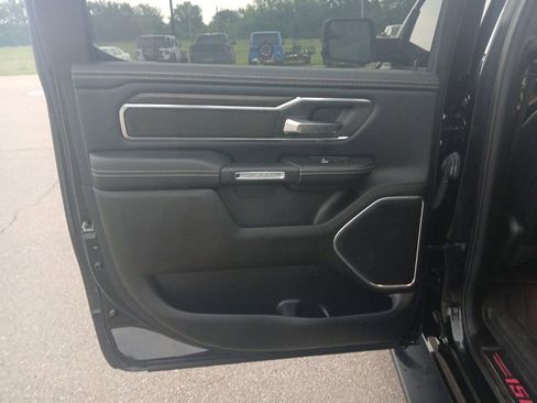 Used 2025 RAM 1500 Laramie w/ Sport Appearance Package AWD/4WD image 38