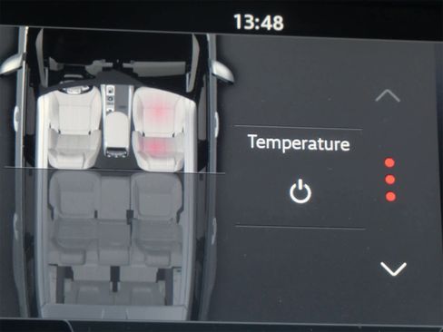 Used 2018 Land Rover Discovery HSE image 25