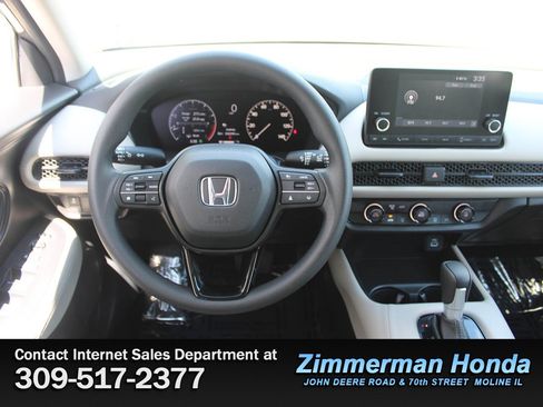 Certified 2024 Honda HR-V LX image 10
