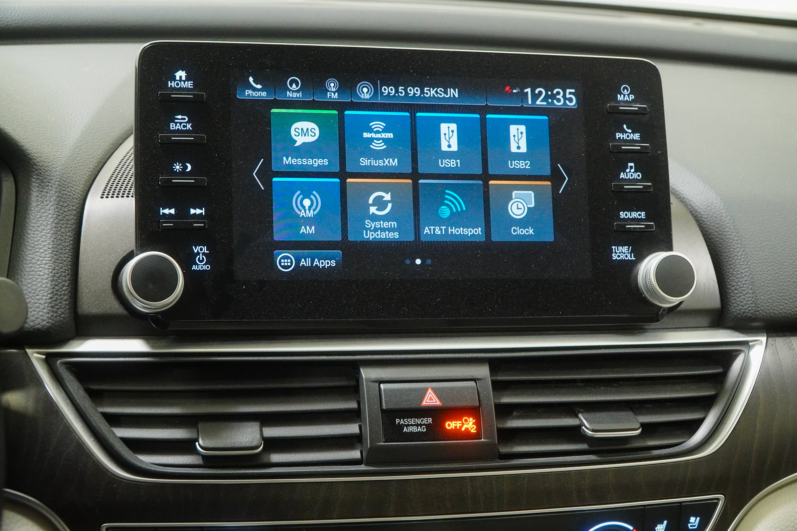 Used 2019 Honda Accord Touring image 27