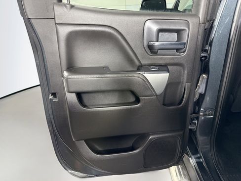 Used 2018 Chevrolet Silverado 1500 LT image 24