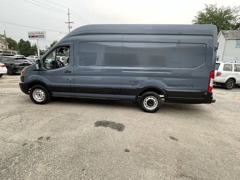 Used 2019 Ford Transit 250 148 High Roof Extended RWD image 3