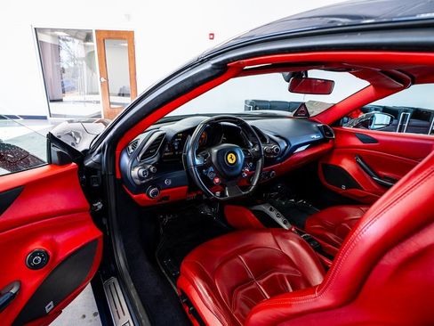 Used 2017 Ferrari 488 Spider image 36