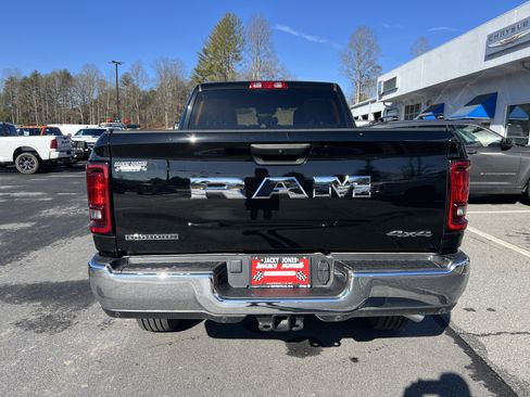 Used 2025 RAM 2500 Big Horn image 2