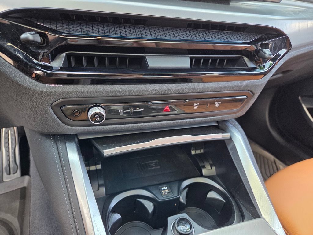 Used 2025 BMW 230i Coupe w/ M Sport Package RWD image 25