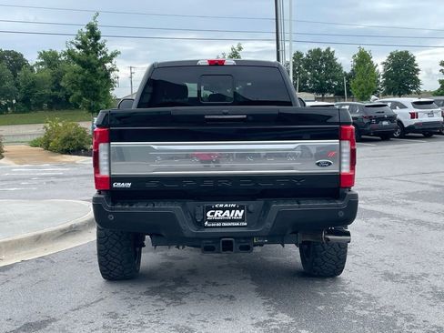 Used 2017 Ford F250 Platinum w/ Platinum Ultimate Package AWD/4WD image 6