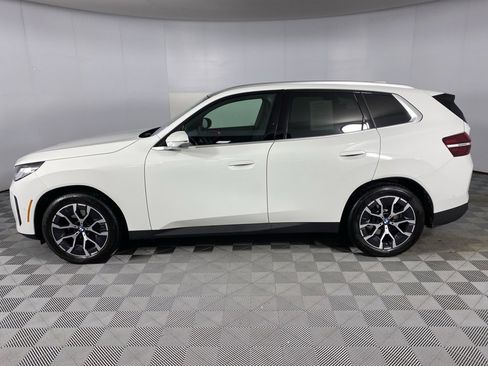 Used 2025 BMW X3 xDrive30i w/ Premium Package image 6