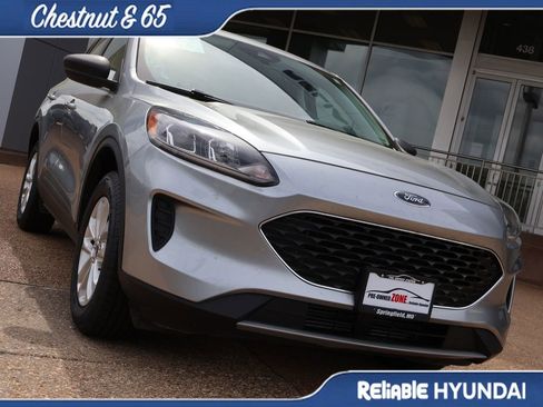 Used 2022 Ford Escape SE w/ Cold Weather Package AWD/4WD image 7