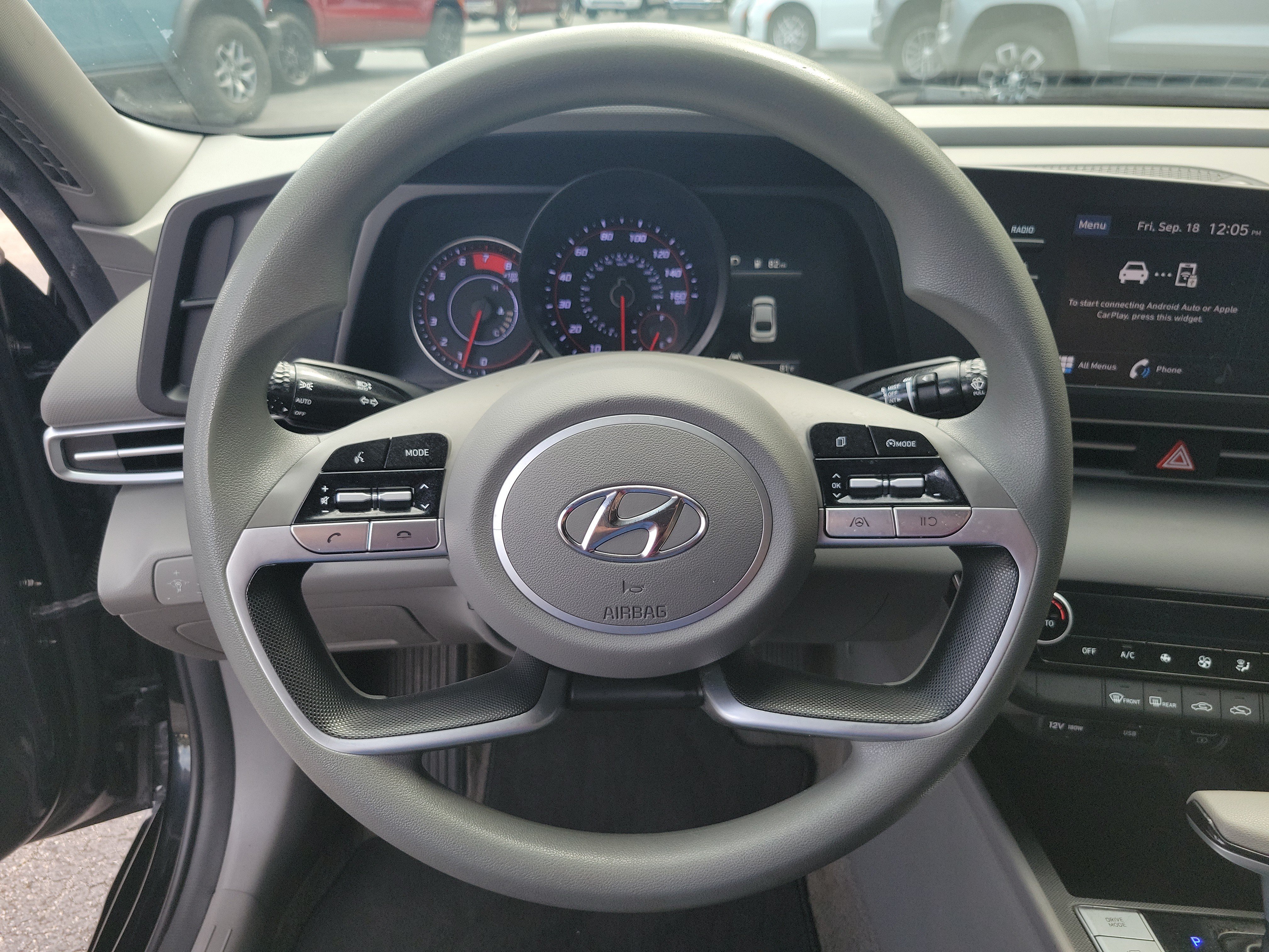 Used 2023 Hyundai Elantra SEL FWD image 24