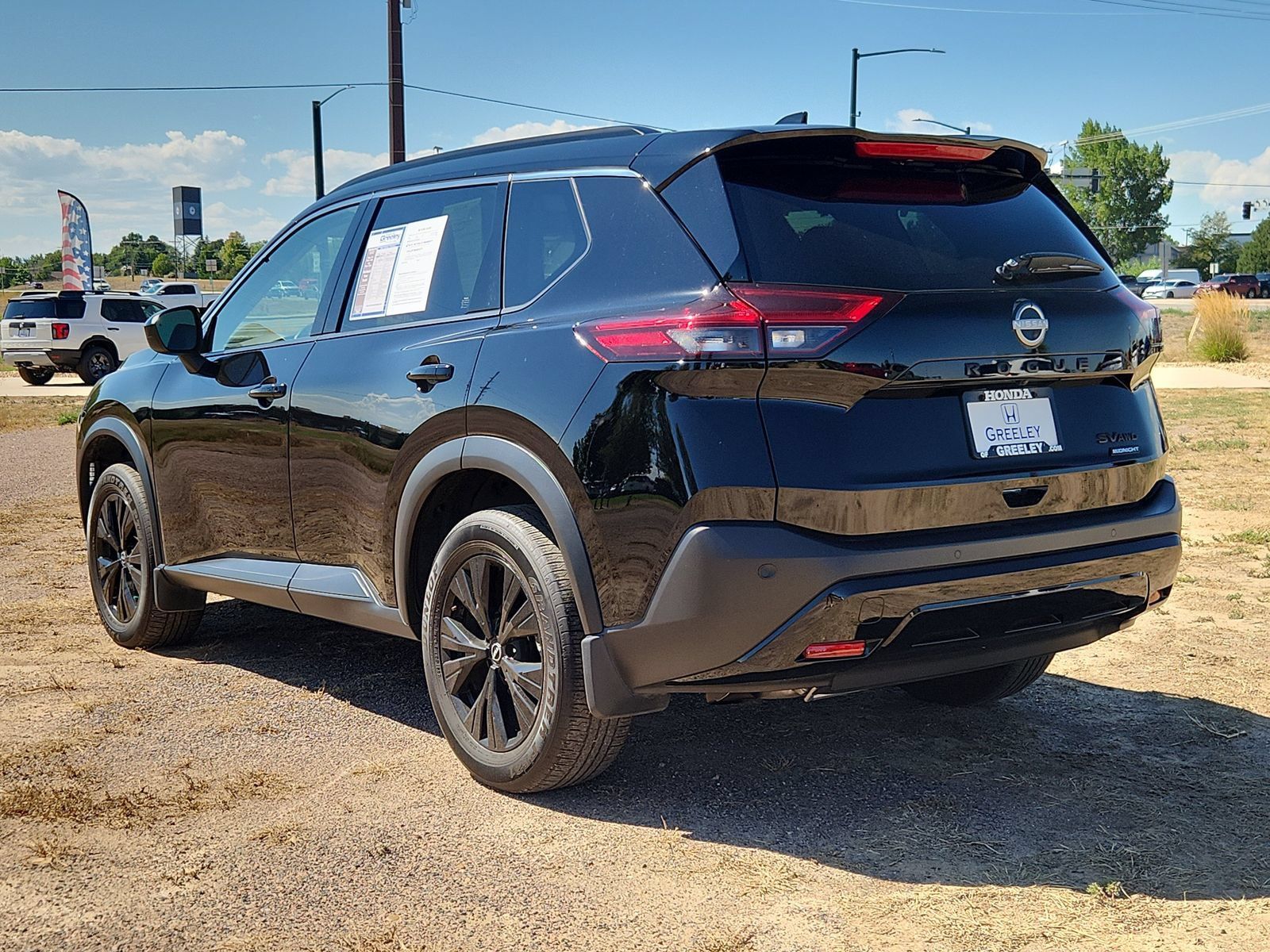 Used 2023 Nissan Rogue SV w/ SV Premium B Package AWD/4WD image 3
