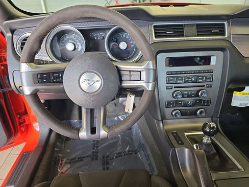 Used 2012 Ford Mustang Boss 302 w/ Boss 302 Accessory Pkg image 17