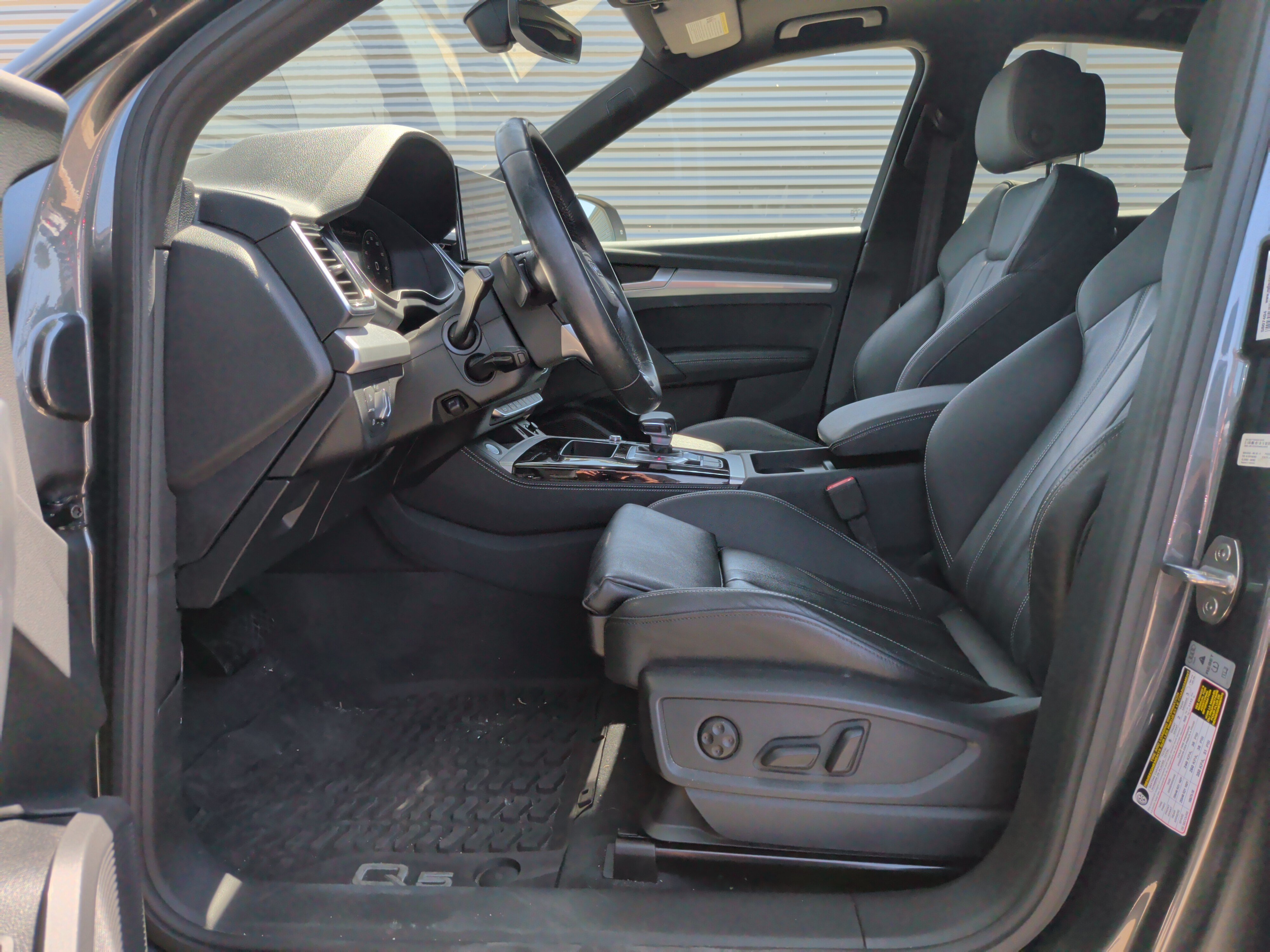 Certified 2023 Audi Q5 2.0T Premium Plus w/ Premium Plus Package AWD/4WD image 16