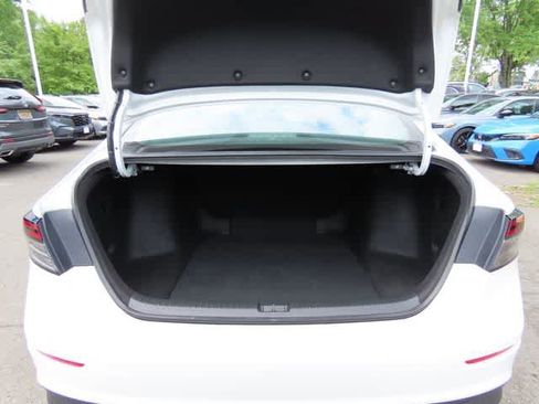 Used 2023 Honda Accord EX image 9