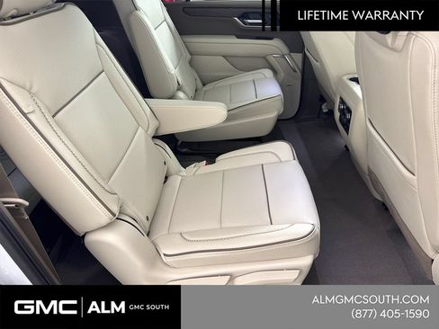 New 2026 GMC Yukon XL Denali AWD/4WD image 17