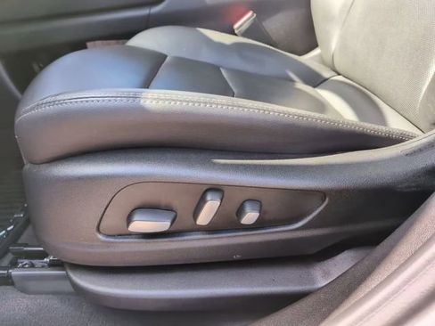 Used 2022 Cadillac XT5 Premium Luxury image 15