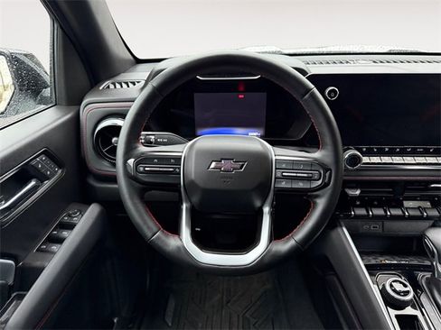 Used 2023 Chevrolet Colorado Z71 w/ Z71 Convenience Package 2 image 12