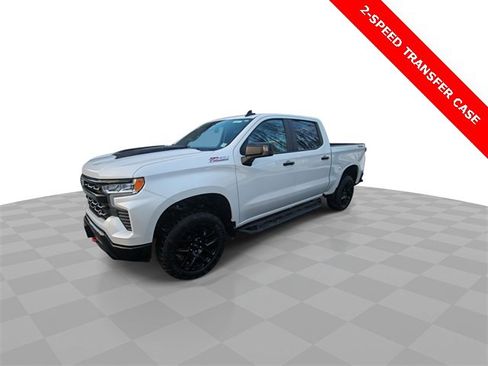 Used 2023 Chevrolet Silverado 1500 LT Trail Boss w/ Protection Package image 4