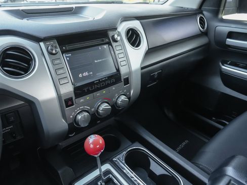 Used 2016 Toyota Tundra SR5 image 21