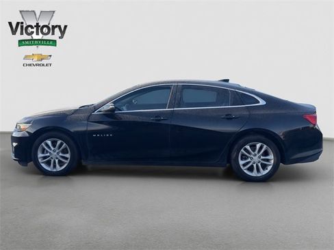 Used 2016 Chevrolet Malibu LT w/ Leather Package image 3