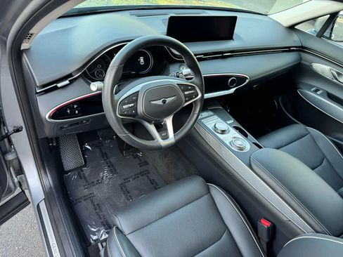 Used 2024 Genesis Electrified GV70 image 21