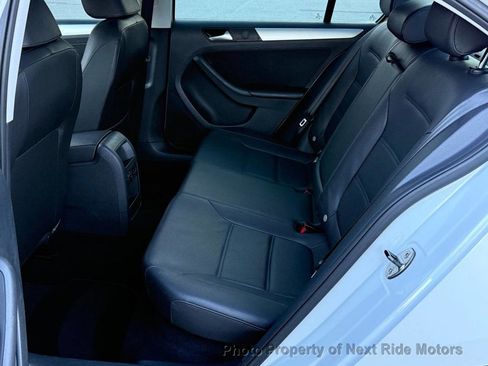 Used 2014 Volkswagen Jetta SE image 11