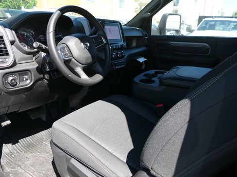 New 2026 RAM 5500 Tradesman w/ Chrome Appearance Group image 10