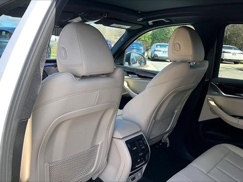 Used 2022 BMW X3 sDrive30i w/ Premium Package image 22