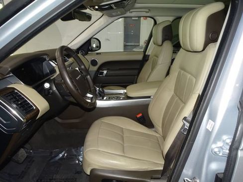 Used 2018 Land Rover Range Rover Sport SE AWD/4WD image 13