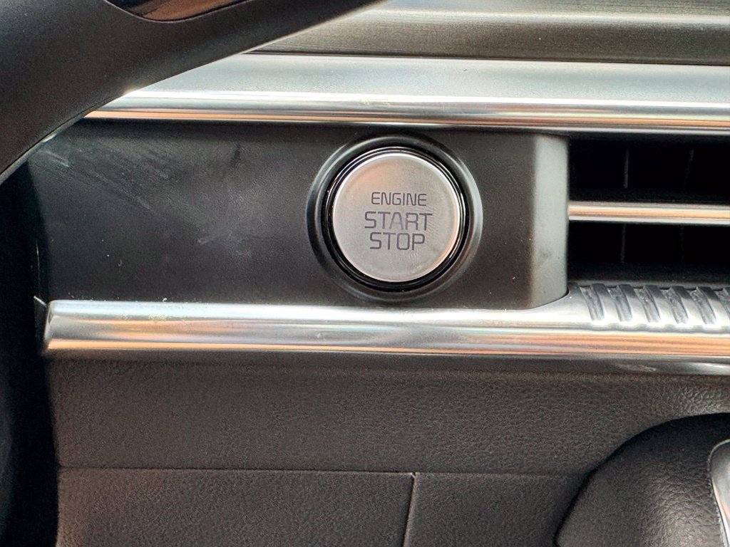 Used 2024 Kia K5 GT FWD image 19