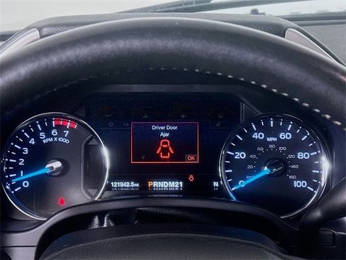 Used 2018 Ford F250 Lariat w/ Chrome Package image 12